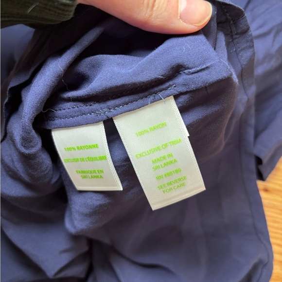 Lilly Pulitzer Blue Flutter Sleeve Blouse Relaxed Tie Front - Picture 4 of 6